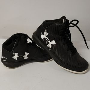 Youth Under Armour basketball shoes